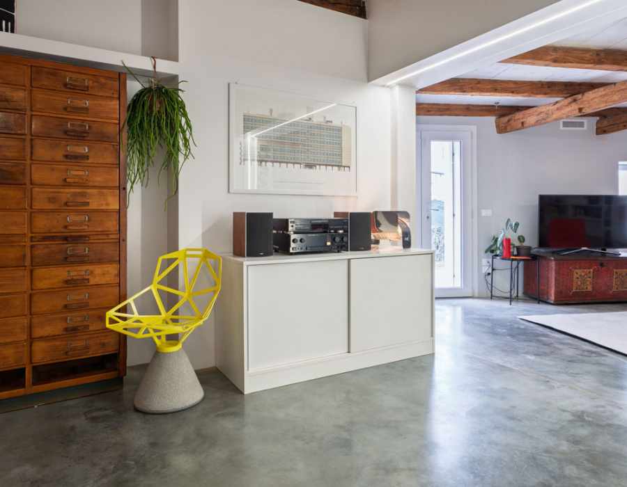 Deco Nuvolato, polished effect flooring in medium gray color. Private residence, Architect Cacurio, Dolo (VE) 11