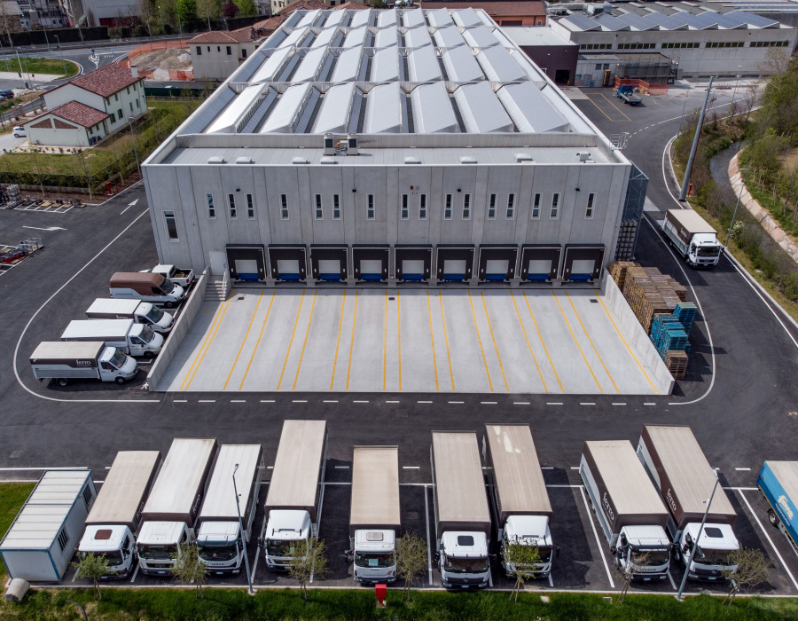 Revêtement de sol industriel pour zone de chargement et de déchargement de marchandises - Ferrowine Castelfranco V.to