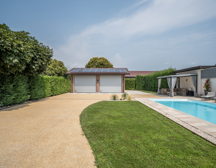 ItalianTerrazzo®, sol en béton désactivé couleur Paglia. Villa privée, Loria (Italie). 06