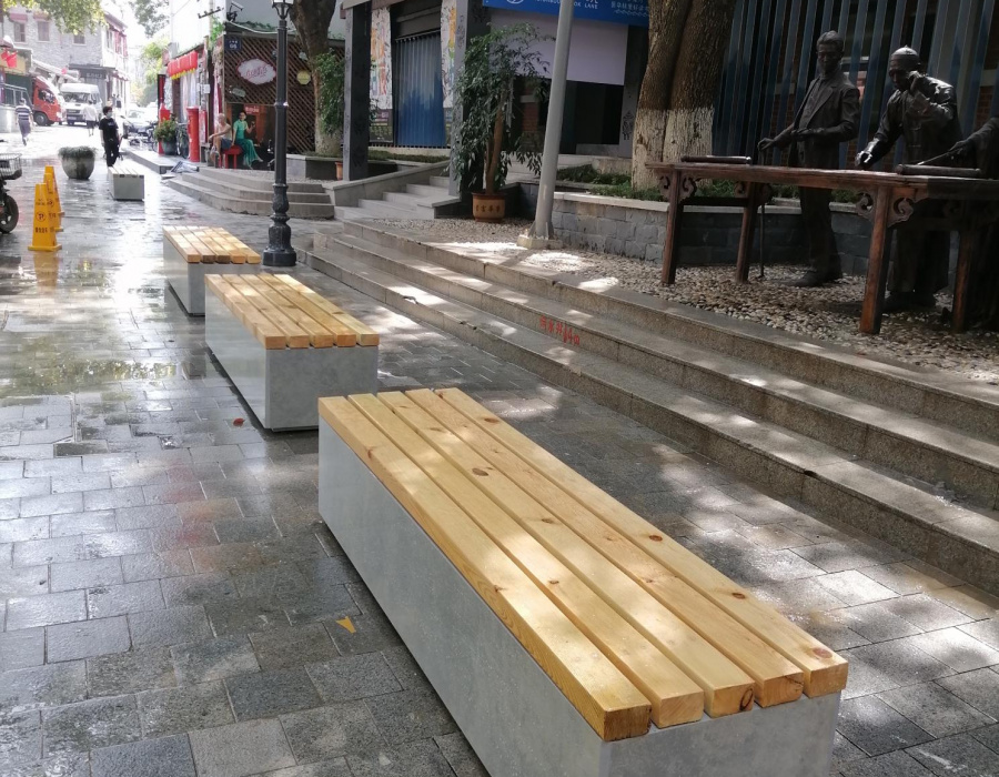 Deco Nuvolato, nuvolato effect benches with light gray. Landscape reconstruction Wuhan, Cina. Project: Wuhan Ming Yi Tang Design Consulting