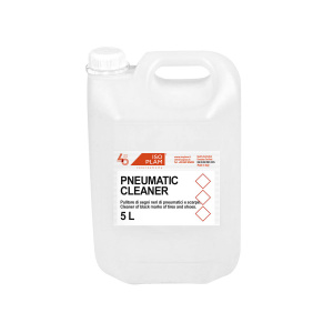 Detergent pour enlever les traces de pneux